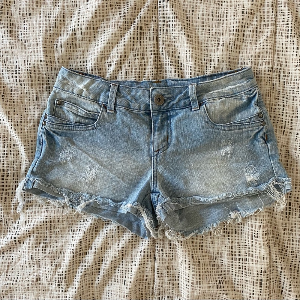 y2k low rise light denim shorts